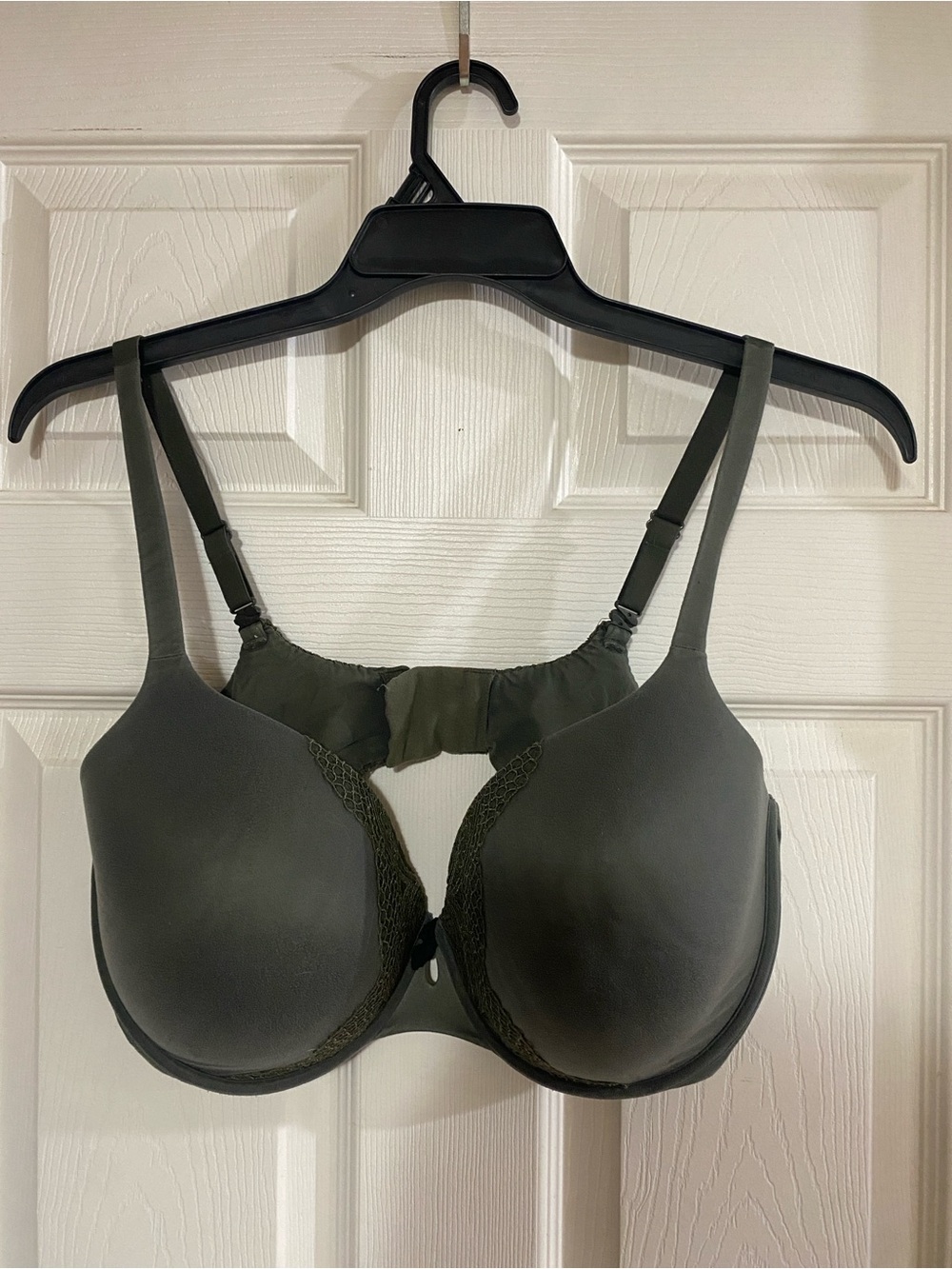 Victoria's Secret Olive Green bra 40ddd